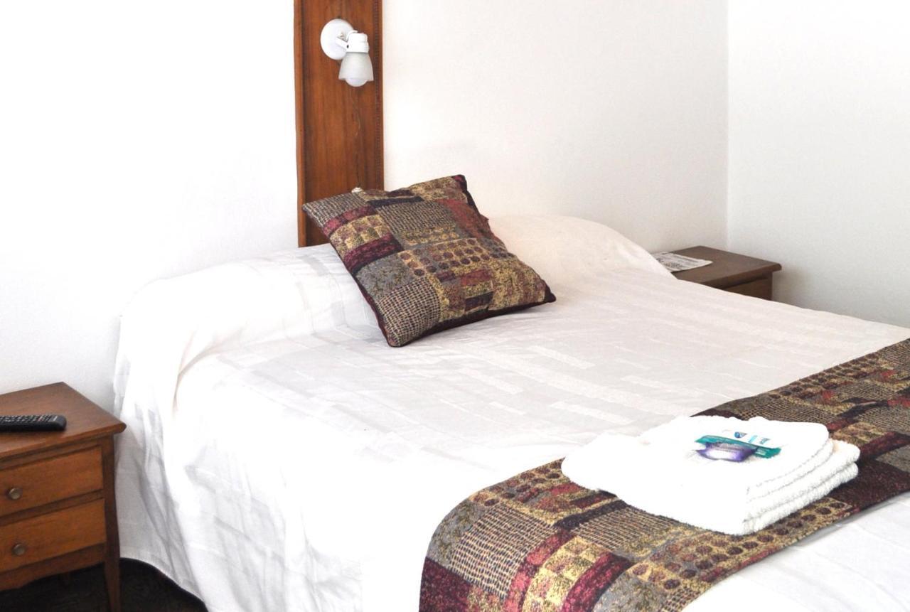 Hotel Venezia Necochea Kültér fotó